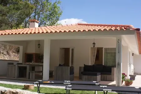 Location Maison à Covas 5 personnes