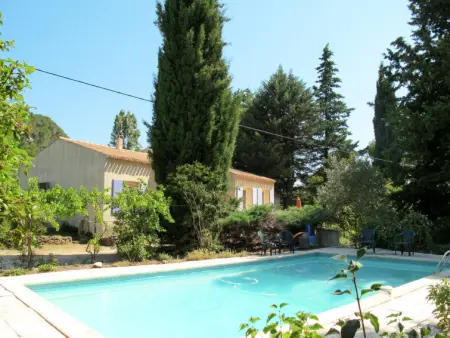 Location Maison à Bagnols sur Cèze 8 personnes