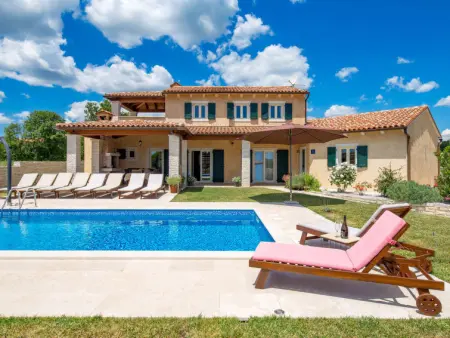 Location Maison à Labin 10 personnes