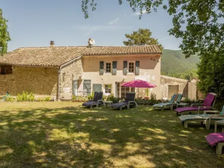 Location Maison à Dieulefit 8 personnes