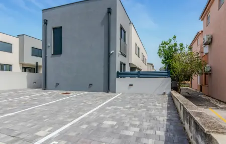 Location Maison à Vrsi 7 personnes