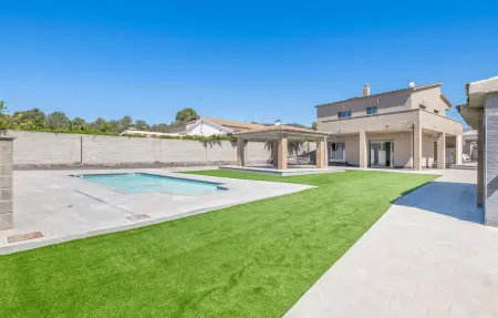 Location Maison à Cabra del Camp 14 personnes