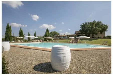 Location Villa à Montisi 30 personnes