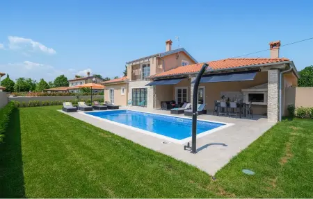 Location Maison à Maruzini 6 personnes