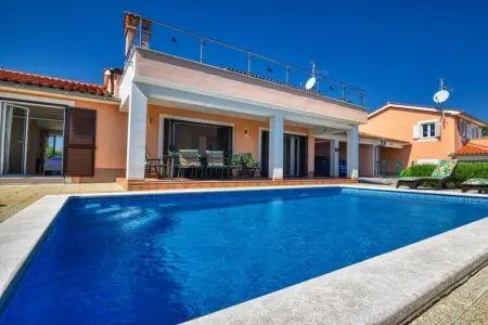 Location Villa à Crni Labin 8 personnes