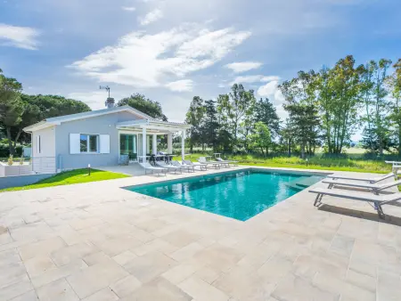 Location Maison à Cecina 8 personnes