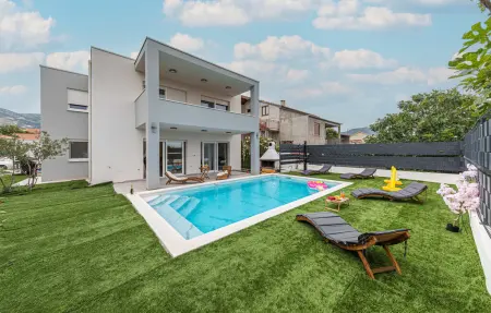 Location Maison à Kastel Novi 6 personnes