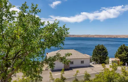 Location Maison à Baric Draga 7 personnes