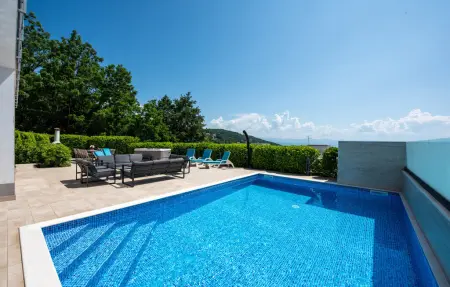 Location Maison à Poljane 10 personnes