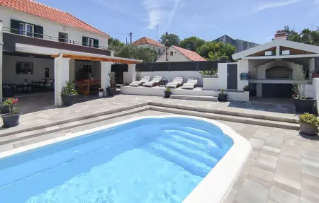 Location Maison à Ljubitovica 4 personnes