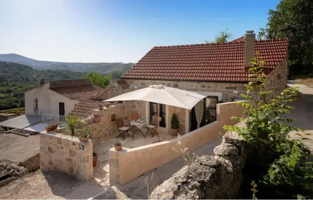 Location Maison à Vrisnik 2 personnes