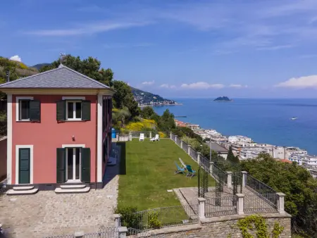 Location Villa à Alassio 8 personnes