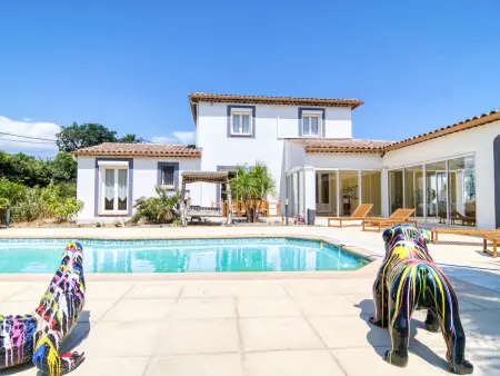 Location Maison à Roquebrune sur Argens 8 personnes