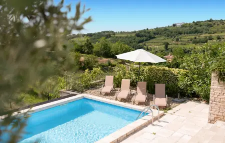 Location Maison à Momjan 8 personnes