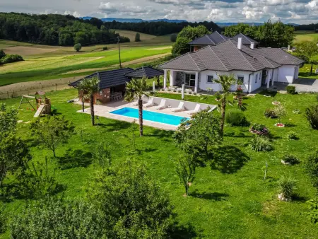 Location Maison à Križevci 7 personnes