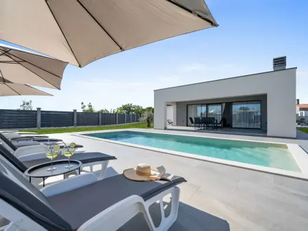 Location Maison à Labin 8 personnes