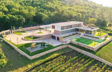 Location Maison à Grubine 20 personnes