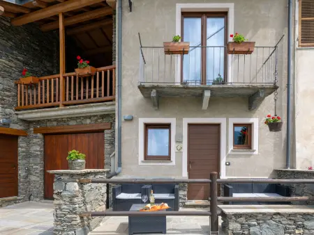 Location Maison à Roburent 5 personnes