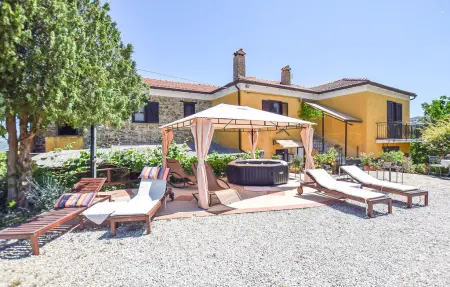 Location Maison à Laureana Cilento 7 personnes