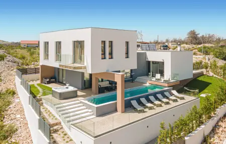 Location Maison à Sibenik 8 personnes