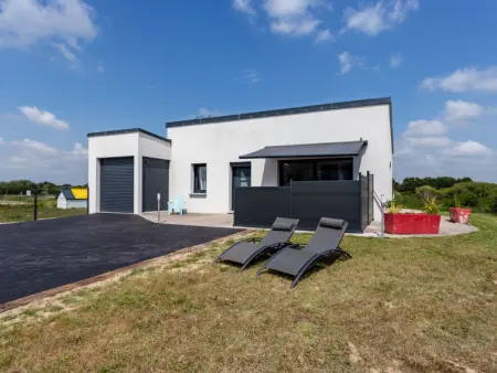 Location Maison à Saint Germain sur Ay 4 personnes