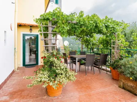 Location Maison à Castellaro 6 personnes