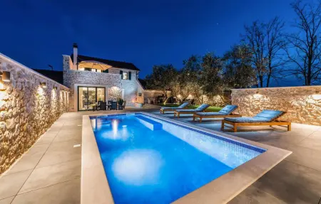 Location Maison à Poljaci 6 personnes