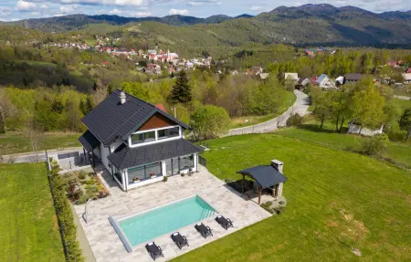 Location Maison à Fuzine 6 personnes