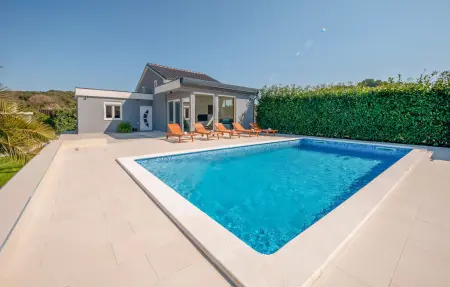 Location Maison à Pula 8 personnes