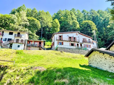 Location Maison à Valvarrone 6 personnes