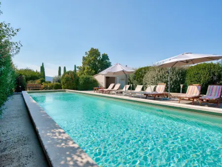 Location Gîte à Oppede 13 personnes