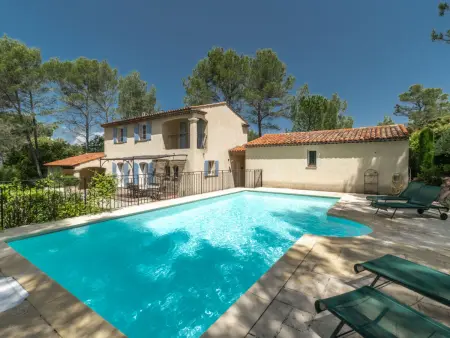 Location Maison à La Motte en Provence 8 personnes
