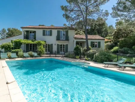Location Maison à La Motte en Provence 10 personnes