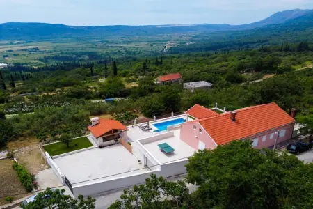 Location Villa à Pridvorje 8 personnes