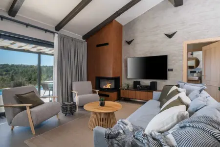 Location Villa à Hum 6 personnes