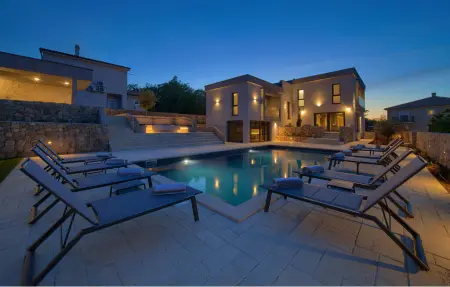 Location Maison à Vrh 12 personnes