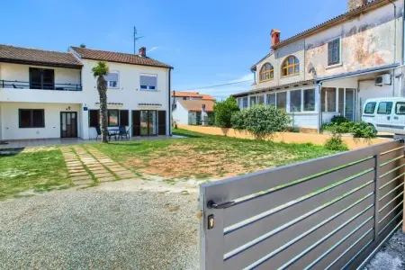 Location Villa à medulin 12 personnes