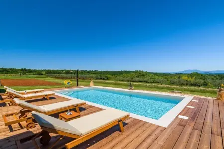 Location Villa à Barban 4 personnes