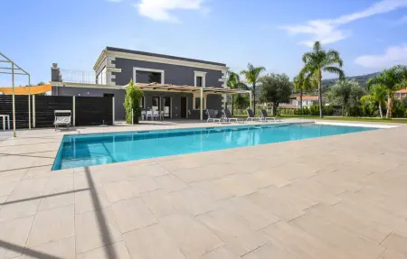 Location Maison à Mascali 9 personnes