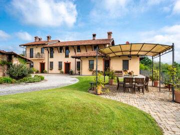 Location Maison à Narzole 8 personnes, Piemont