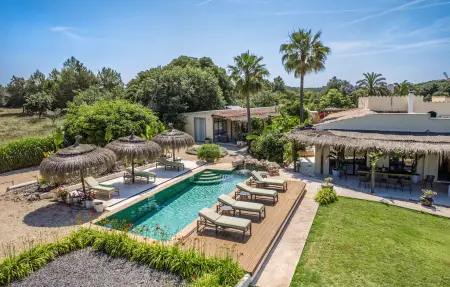 Location Maison à Llubi 8 personnes