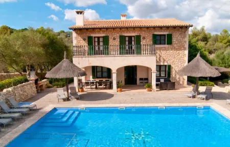 Location Maison à Petra 12 personnes