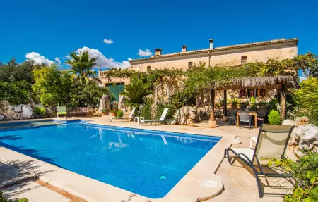 Location Maison à Maria de la Salut 10 personnes