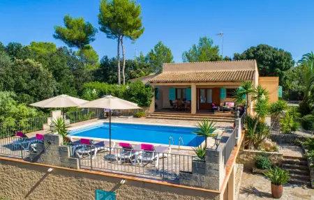 Location Maison à Arta 5 personnes