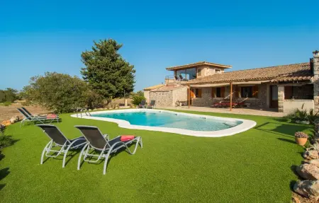 Location Maison à Buger 10 personnes