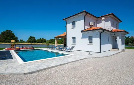 Location Maison à Vidulini 10 personnes