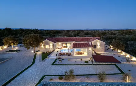 Location Maison à Tinj 10 personnes