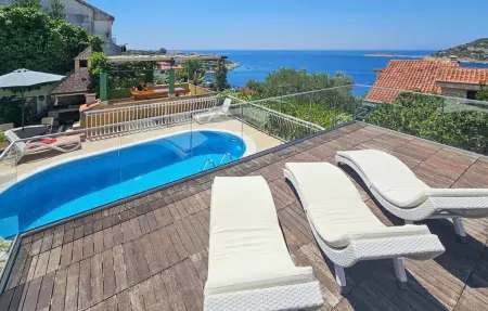 Location Maison à Razanj 8 personnes