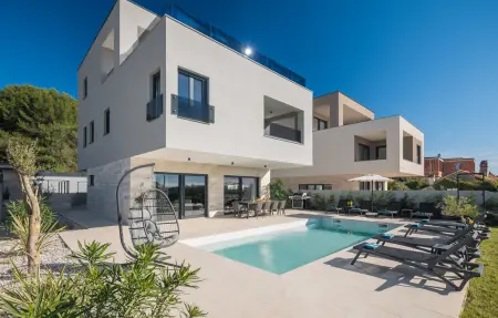 Location Maison à Pula 8 personnes