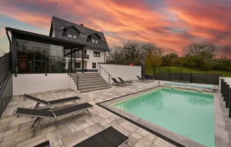 Location Maison à Vinogradi Ludbreski 12 personnes